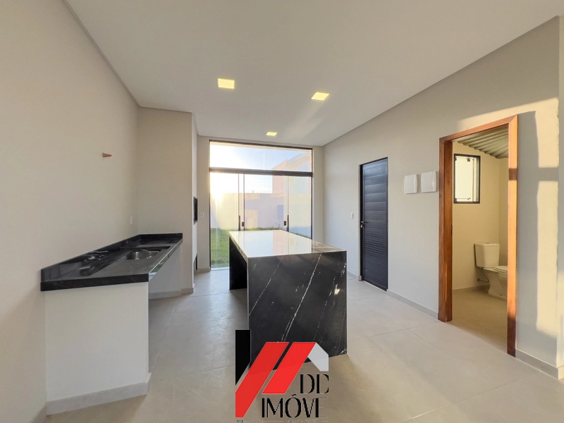 SOBRADO A VENDA A 1 QUADRA DO MAR!!!: 13ª foto da galeria de imagens do imóvel