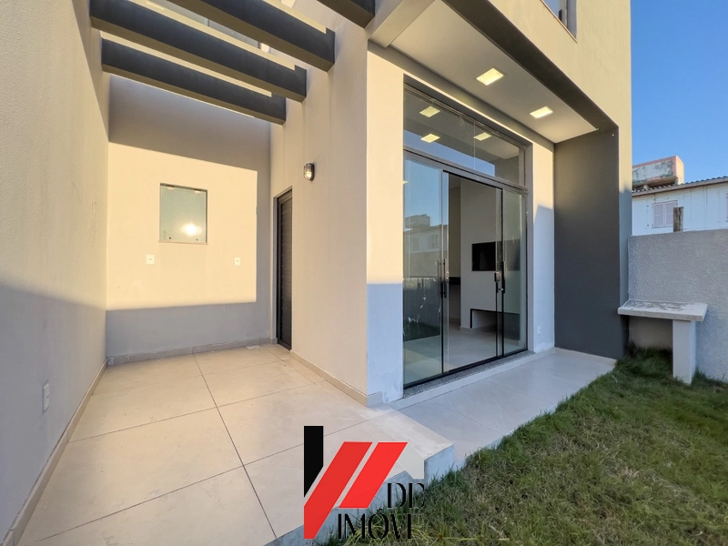 SOBRADO A VENDA A 1 QUADRA DO MAR!!!: 24ª foto da galeria de imagens do imóvel