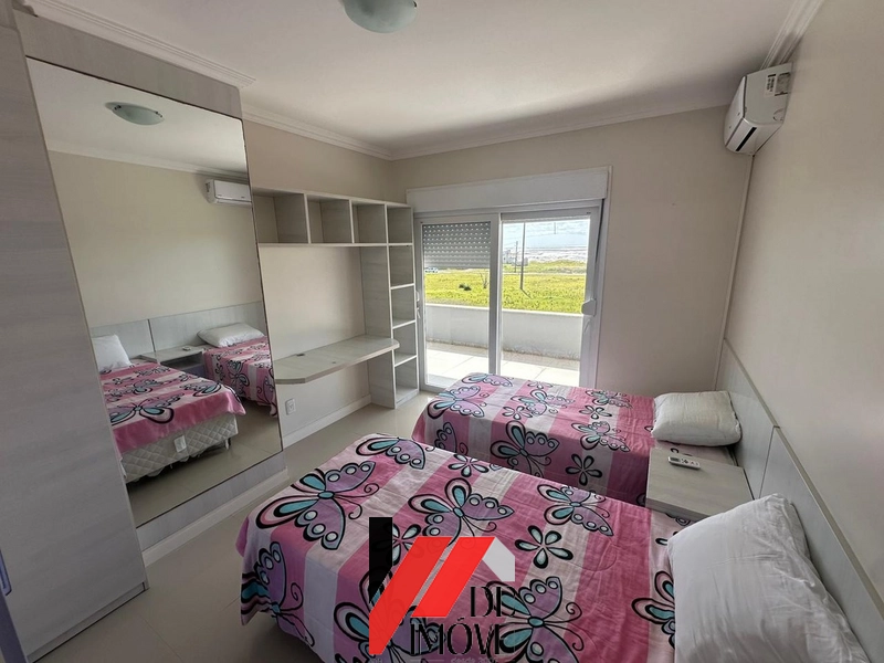 SOBRADO DE ESQUINA A VENDA LADO MAR!!: 5ª foto da galeria de imagens do imóvel