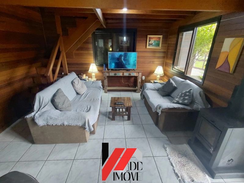 CHALÉ MISTO (MADEIRA CEDRO E ALVENARIA) A VENDA!!!: 3ª foto da galeria de imagens do imóvel
