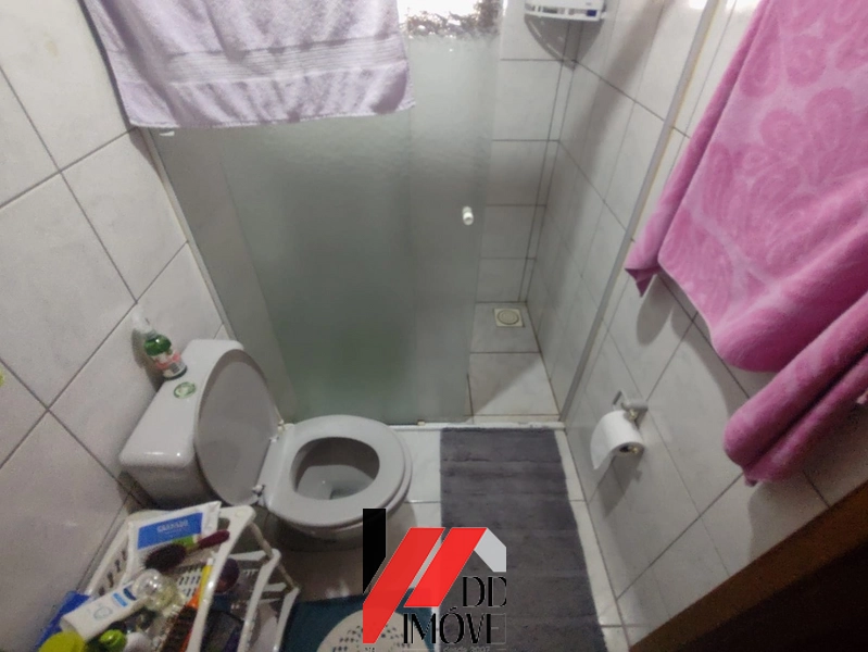 CHALÉ MISTO (MADEIRA CEDRO E ALVENARIA) A VENDA!!!: 15ª foto da galeria de imagens do imóvel