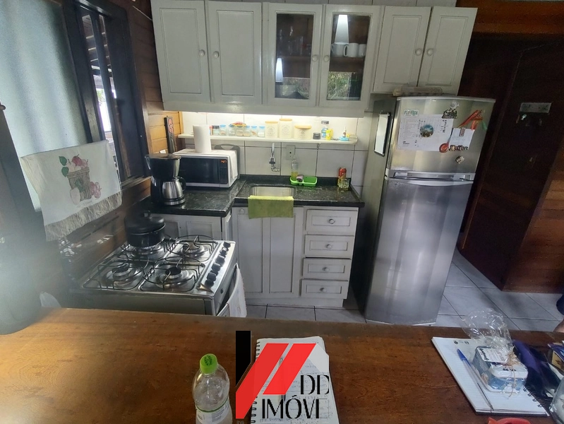 CHALÉ MISTO (MADEIRA CEDRO E ALVENARIA) A VENDA!!!: 6ª foto da galeria de imagens do imóvel