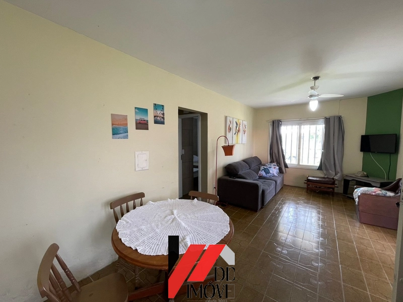 CASA COM 2 TERRENOS, PISCINA. 2 QUADRAS DO MAR: 37ª foto da galeria de imagens do imóvel