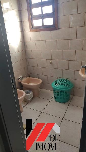 SOBRADO A UMA QUADRA DO MAR EM CAPÃO DA CANOA!: 15ª foto da galeria de imagens do imóvel