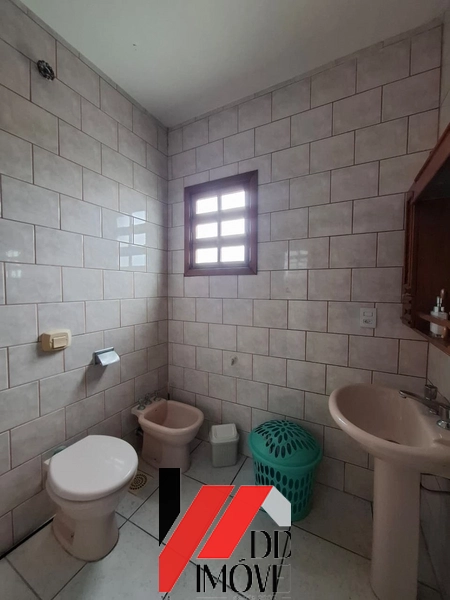 SOBRADO A UMA QUADRA DO MAR EM CAPÃO DA CANOA!: 32ª foto da galeria de imagens do imóvel