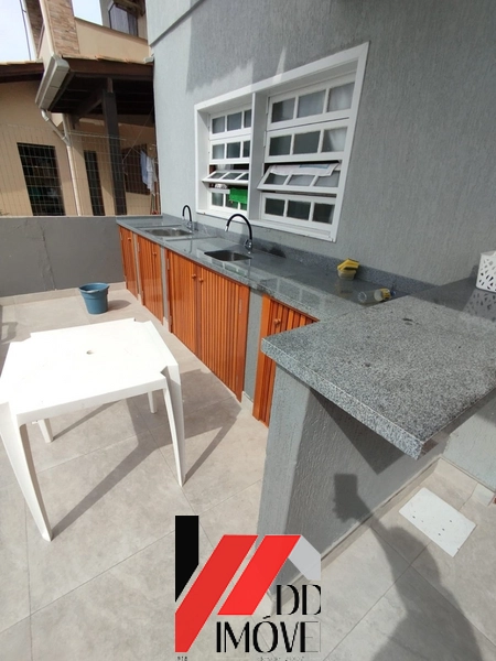 SOBRADO A UMA QUADRA DO MAR EM CAPÃO DA CANOA!: 13ª foto da galeria de imagens do imóvel