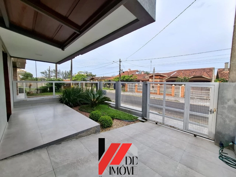 SOBRADO A UMA QUADRA DO MAR EM CAPÃO DA CANOA!: 15ª foto da galeria de imagens do imóvel