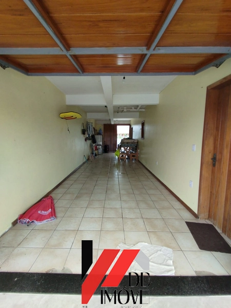 SOBRADO A UMA QUADRA DO MAR EM CAPÃO DA CANOA!: 9ª foto da galeria de imagens do imóvel