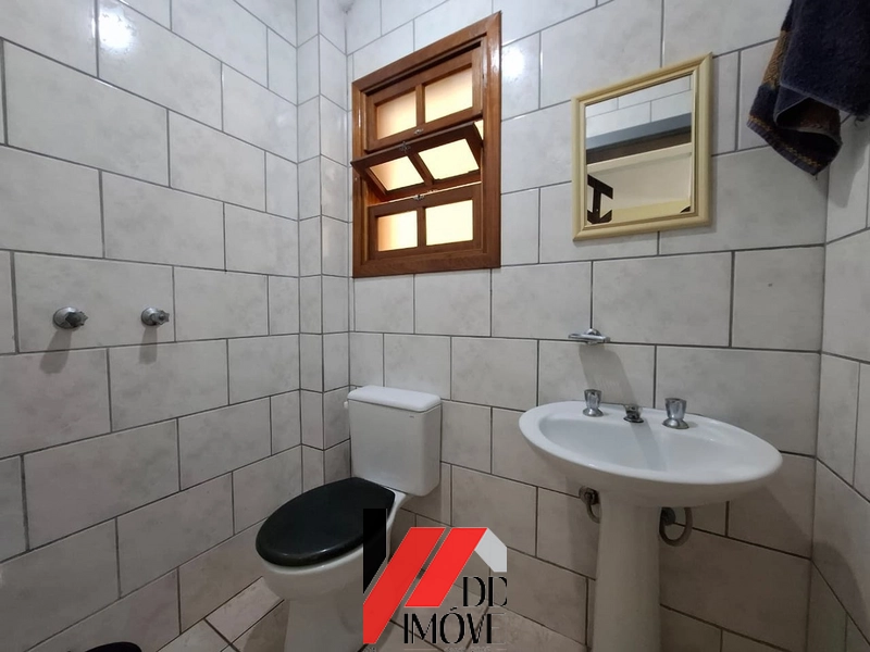 SOBRADO A UMA QUADRA DO MAR EM CAPÃO DA CANOA!: 19ª foto da galeria de imagens do imóvel