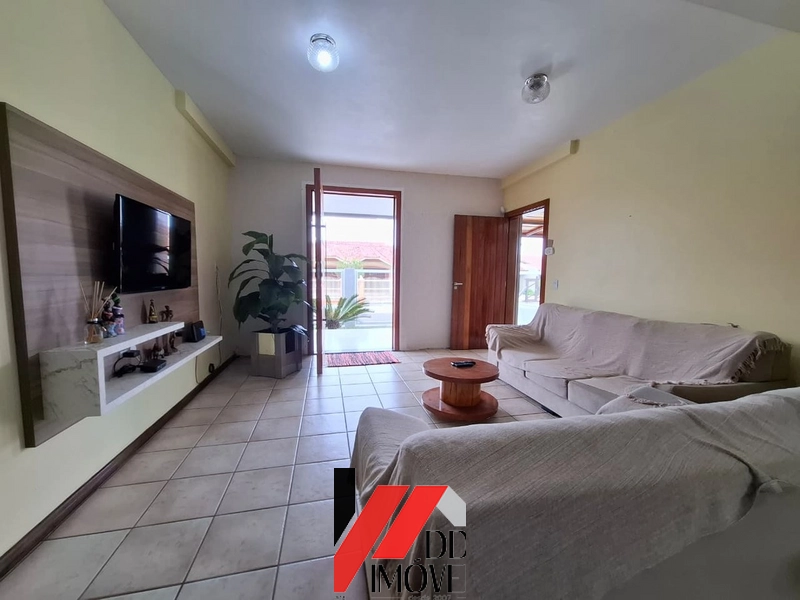 SOBRADO A UMA QUADRA DO MAR EM CAPÃO DA CANOA!: 22ª foto da galeria de imagens do imóvel