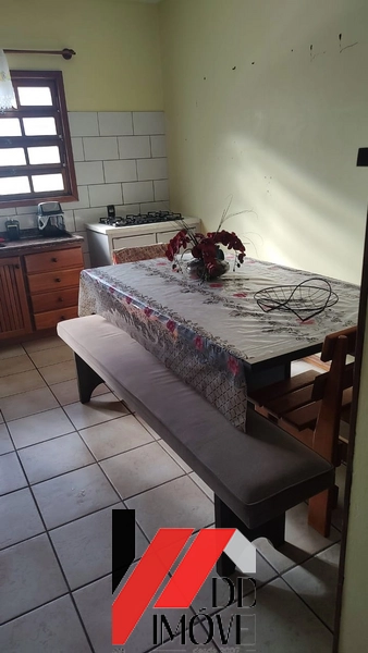 SOBRADO A UMA QUADRA DO MAR EM CAPÃO DA CANOA!: 2ª foto da galeria de imagens do imóvel