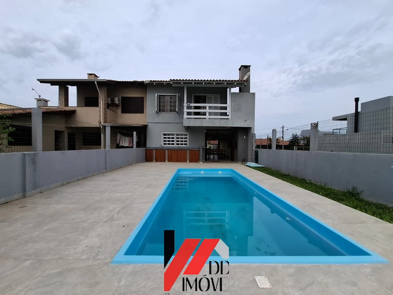 SOBRADO A UMA QUADRA DO MAR EM CAPÃO DA CANOA!: 8ª foto da galeria de imagens do imóvel