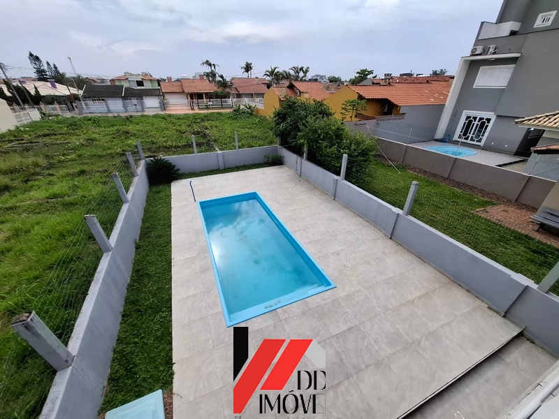 SOBRADO A UMA QUADRA DO MAR EM CAPÃO DA CANOA!: 9ª foto da galeria de imagens do imóvel