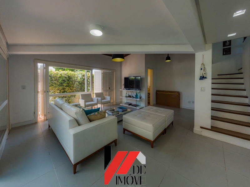 EXCELENTA CASA A VENDA NO CENTRO DE CAPÃO NOVO: 5ª foto da galeria de imagens do imóvel