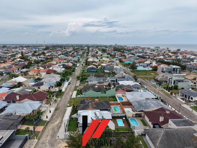 CASA A VENDA EM ATLÂNTIDA SUL: 2ª foto da galeria de imagens do imóvel