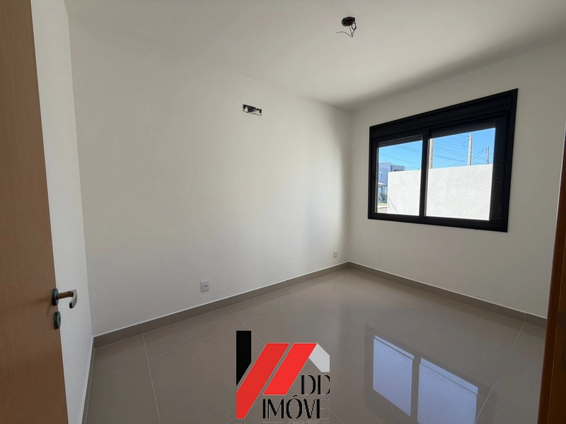 CASA DE ESQUINA A POUCOS METROS DO MAR!: 5ª foto da galeria de imagens do imóvel