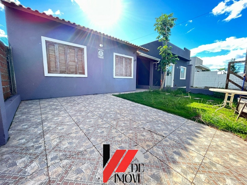 CASA COM DOIS DORMITÓRIOS NO JARDIM BEIRA MAR!!