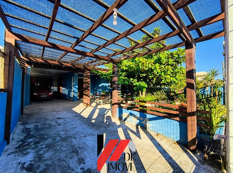 Casa a poucos passos do mar!: 1ª foto da galeria de imagens do imóvel