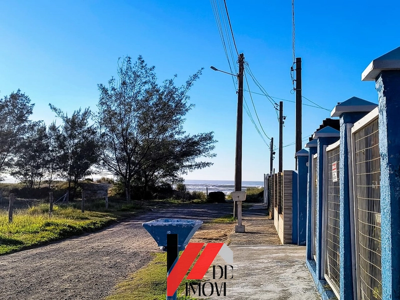 Casa a poucos passos do mar!: 15ª foto da galeria de imagens do imóvel
