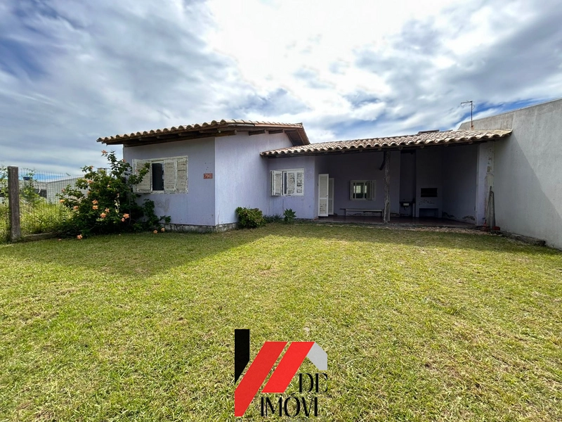CASA A VENDA A 100 METROS DO MAR!!: 1ª foto da galeria de imagens do imóvel