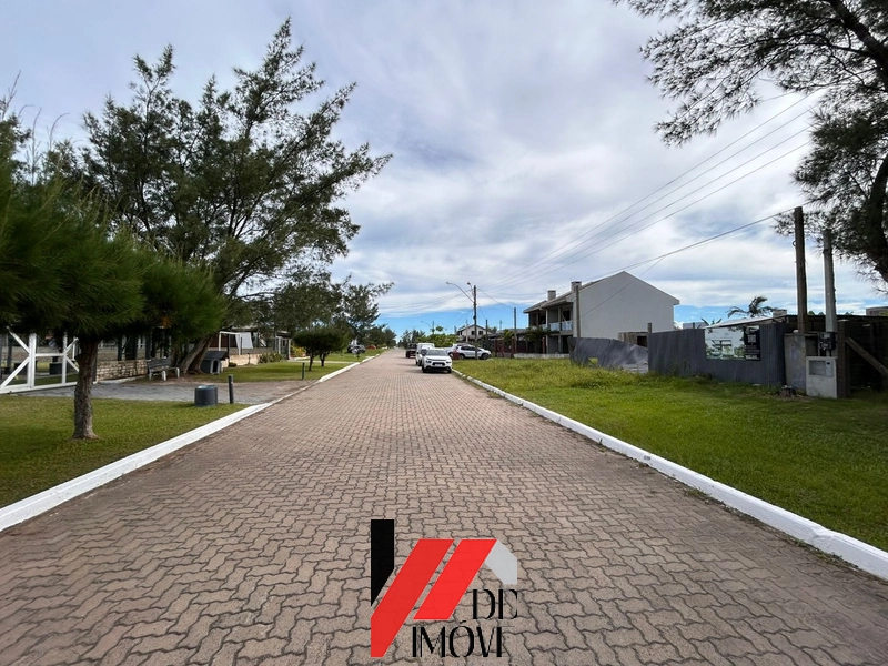 CASA A VENDA A 100 METROS DO MAR!!: 2ª foto da galeria de imagens do imóvel