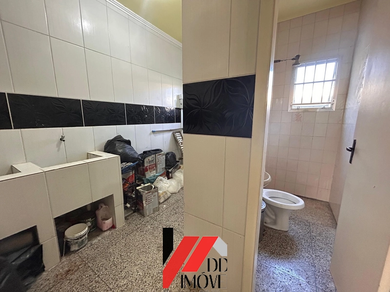 APARTAMENTO A UMA QUADRA DO MAR NO JARDIM BEIRA MAR: 5ª foto da galeria de imagens do imóvel