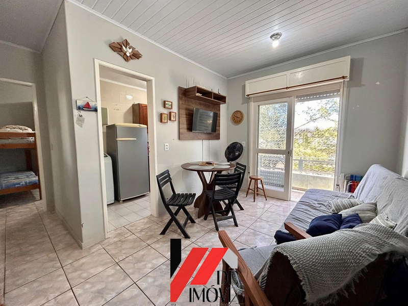 APARTAMENTO A UMA QUADRA DO MAR NO JARDIM BEIRA MAR: 10ª foto da galeria de imagens do imóvel