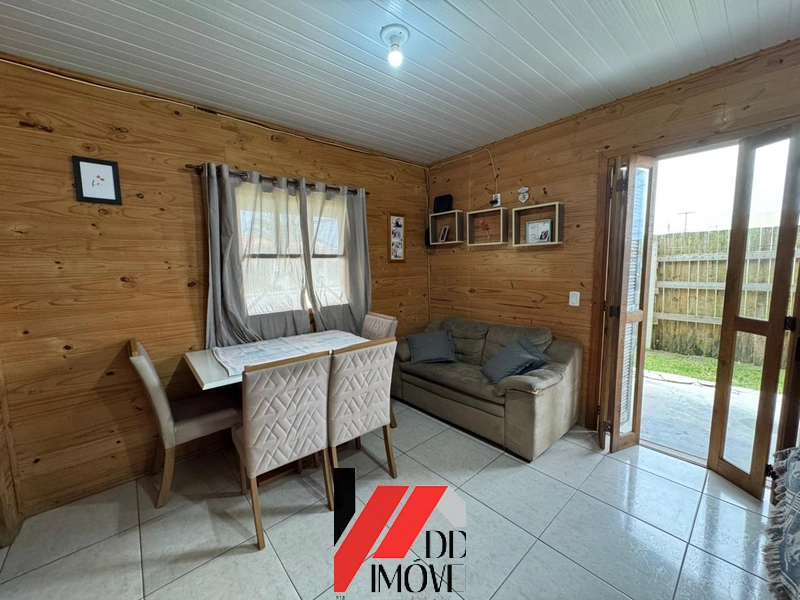 CASA DE MADEIRA A VENDA NO JARDIM BEIRA MAR!!: 13ª foto da galeria de imagens do imóvel