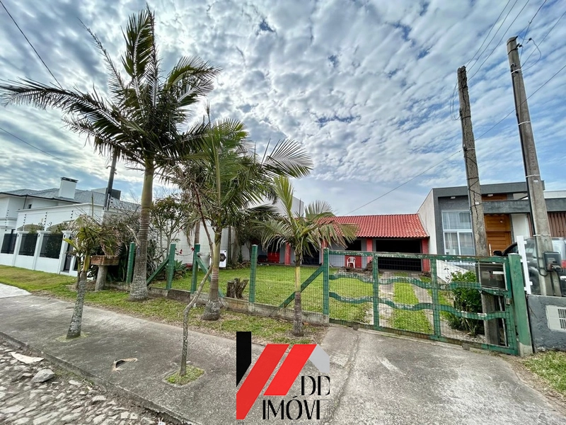 CASA A VENDA A 130 METROS DO MAR!!: 2ª foto da galeria de imagens do imóvel