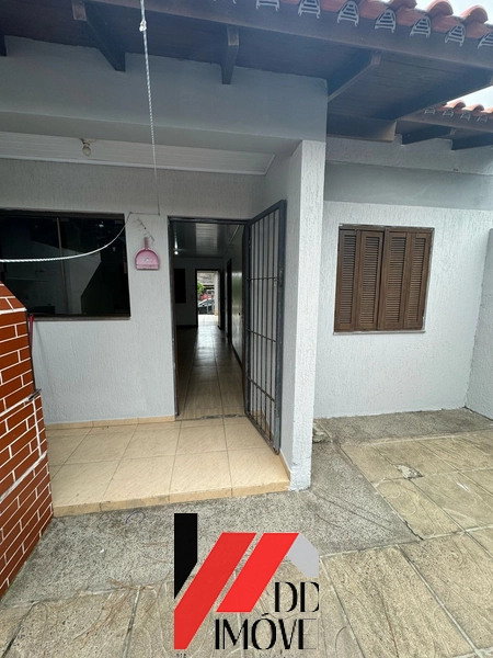 CASA NO CAPÃO NOVO A VENDA: 3ª foto da galeria de imagens do imóvel