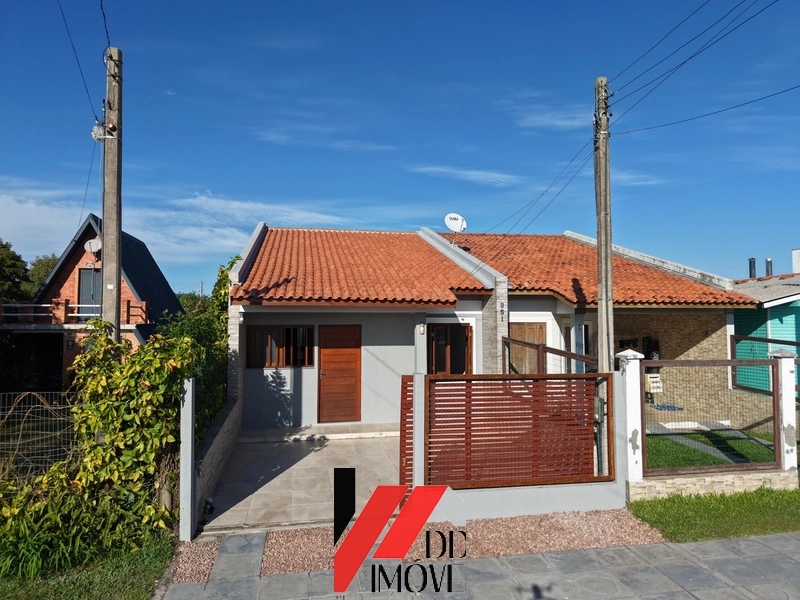 CASA 3 DORMITÓRIOS NA AVENIDA PRINCIPAL DA GUARANI