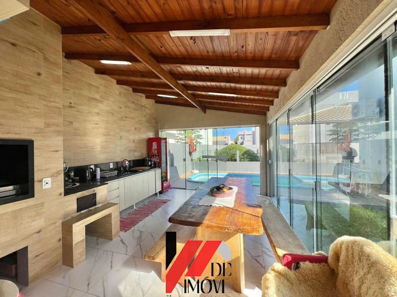 CASA A 4 QUADRAS DO MAR!!: 14ª foto da galeria de imagens do imóvel