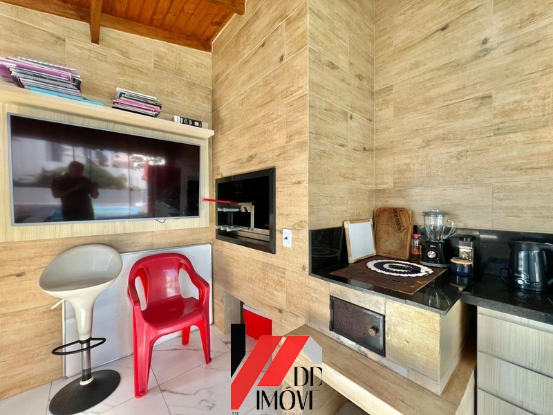 CASA A 4 QUADRAS DO MAR!!: 10ª foto da galeria de imagens do imóvel