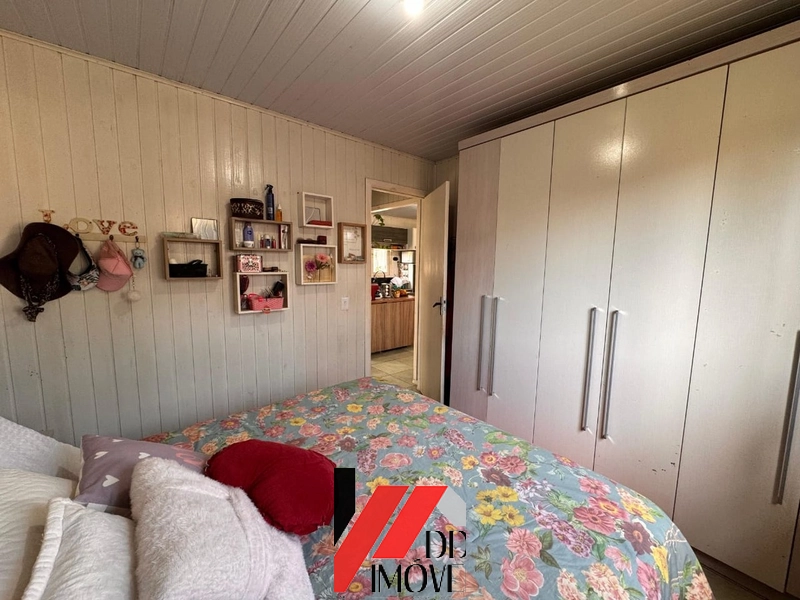 CASA A VENDA A 3 QUADRAS DO MAR!!: 2ª foto da galeria de imagens do imóvel
