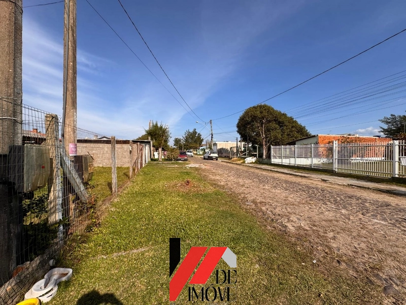 CASA A VENDA A 3 QUADRAS DO MAR!!: 5ª foto da galeria de imagens do imóvel