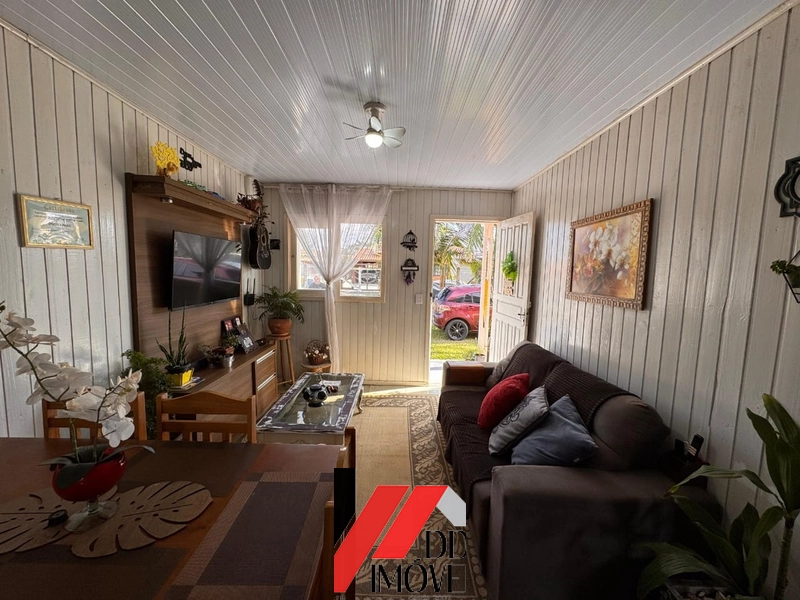 CASA A VENDA A 3 QUADRAS DO MAR!!: 10ª foto da galeria de imagens do imóvel