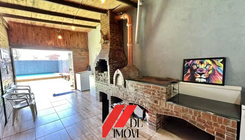CASA COM PISCINA  A UMA QUADRA DO MAR: 9ª foto da galeria de imagens do imóvel