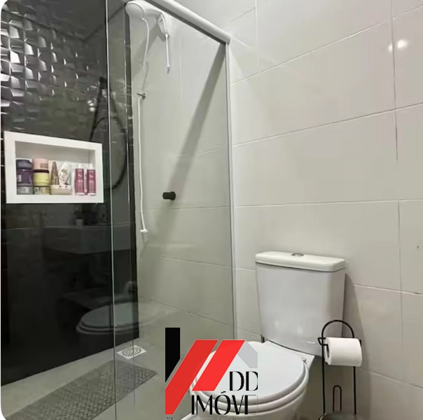 CASA COM PISCINA  A UMA QUADRA DO MAR: 3ª foto da galeria de imagens do imóvel