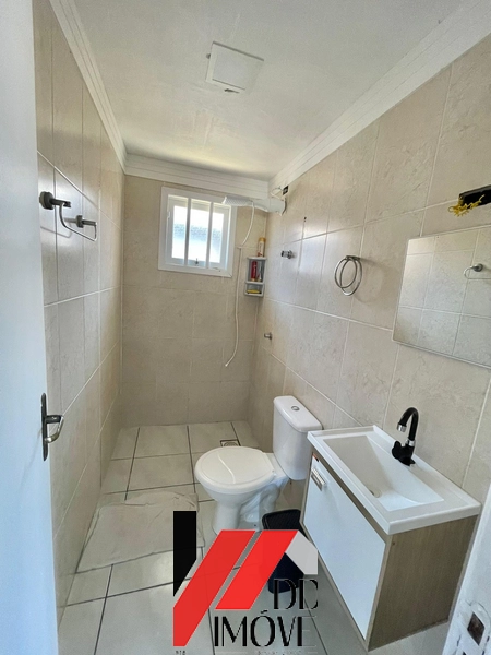 CASA COM ÓTIMA LOCALIZAÇÃO A 700 METROS DO MAR!: 10ª foto da galeria de imagens do imóvel