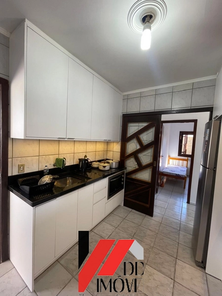 CASA COM PISCINA A POUCOS METROS DO MAR!!!: 4ª foto da galeria de imagens do imóvel