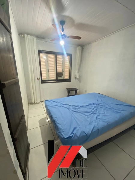 CASA AMPLA COM  4 DORMITÓRIOS A POUCOS METROS DO MAR!!!: 15ª foto da galeria de imagens do imóvel