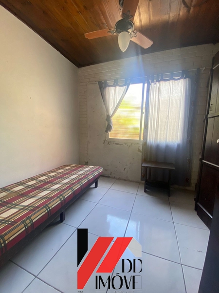CASA AMPLA COM  4 DORMITÓRIOS A POUCOS METROS DO MAR!!!: 18ª foto da galeria de imagens do imóvel