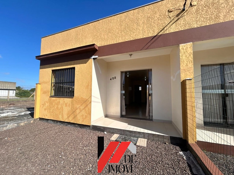 CASA A 600 METROS DO MAR!!: 1ª foto da galeria de imagens do imóvel