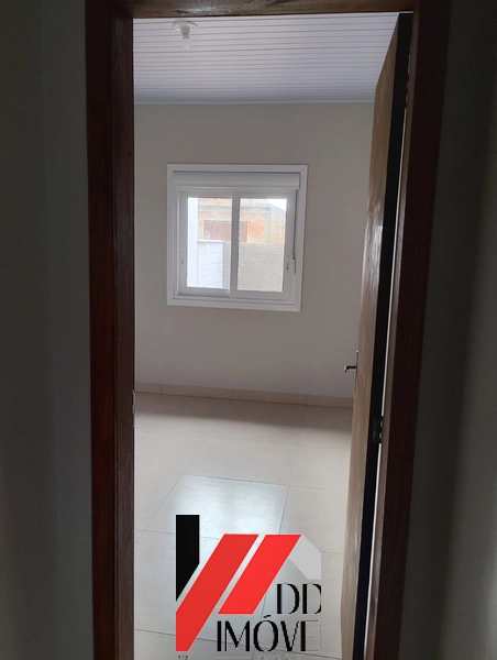 CASA COM 60X PARA PAGAR NA AVENIDA PRINCIPAL DO BAIRRO!: 3ª foto da galeria de imagens do imóvel