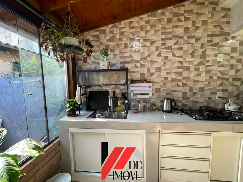 CASA A POUCOS METROS DO MAR!!: 9ª foto da galeria de imagens do imóvel