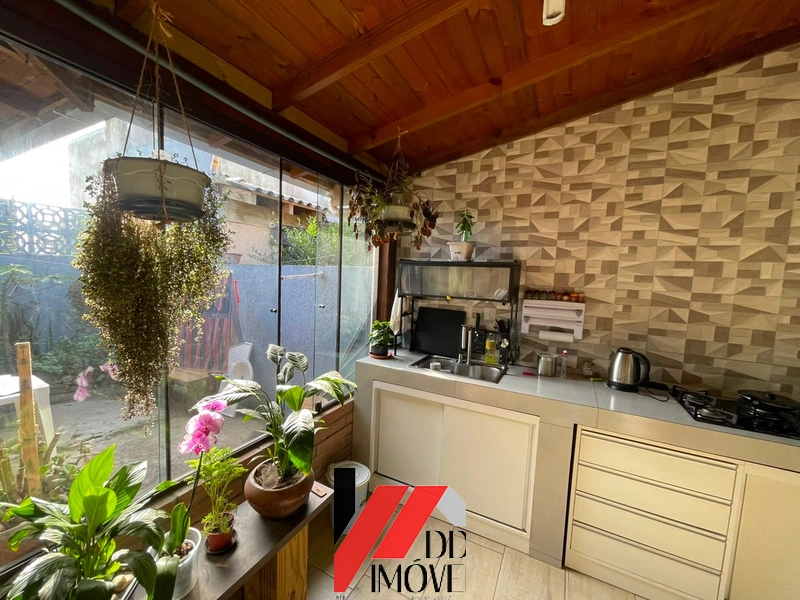 CASA A POUCOS METROS DO MAR!!: 12ª foto da galeria de imagens do imóvel