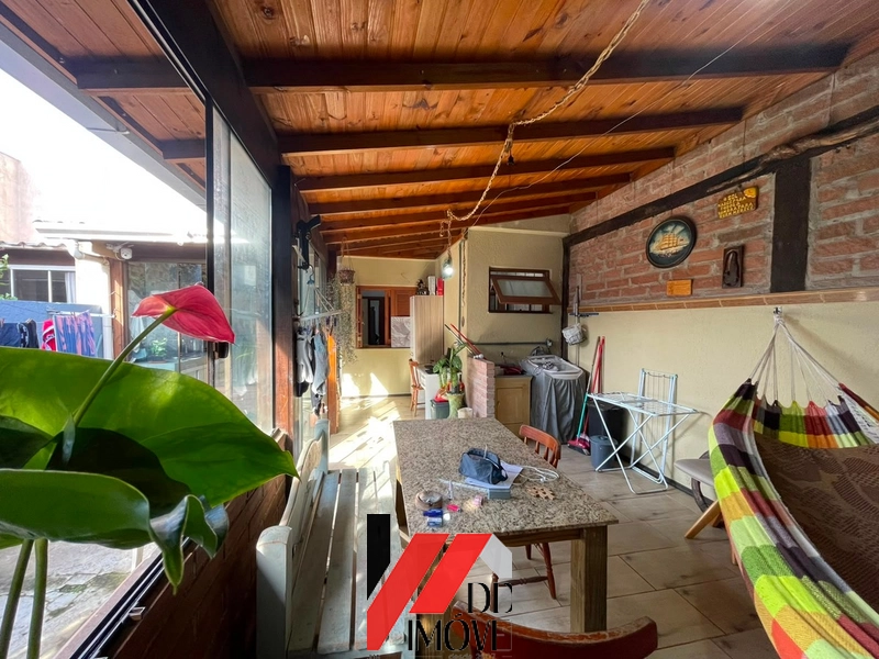CASA A POUCOS METROS DO MAR!!: 15ª foto da galeria de imagens do imóvel