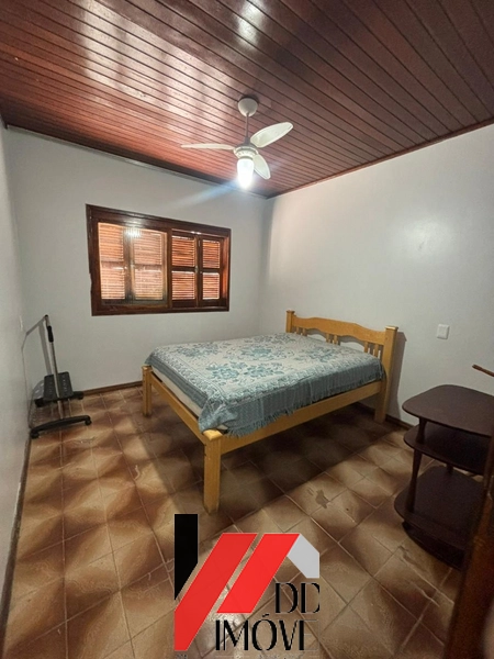 CASA A VENDA NO BAIRRO ARCO IRIS LADO MAR!!: 5ª foto da galeria de imagens do imóvel