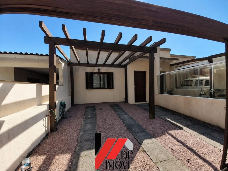 CASA GEMINADA A 1 QUADRA DO MAR NO BAIRRO GUARANI!!: 1ª foto da galeria de imagens do imóvel