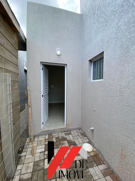 CASA A VENDA A 4 QUADRAS DO MAR!!: 13ª foto da galeria de imagens do imóvel